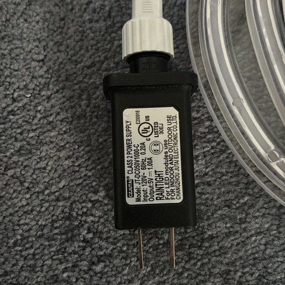 LED Skull - Picture 2 of 5